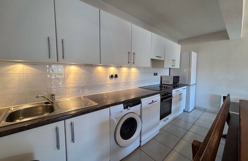 Ciboure Apartment | Bright T3 with balcony and parking in Ciboure