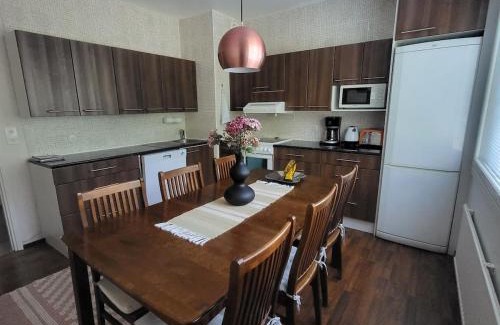 Maenttae-Vilppula Apartment | Bright through-house triangle