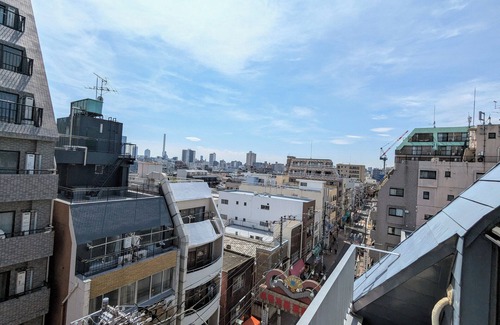 Sugamo Apartment | Bright Tokyo Loft with Sky View | 8min walk to Sugamo Station and Attraction