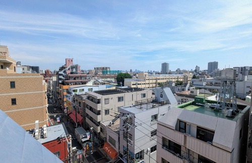 Sugamo Apartment | Bright Tokyo Loft with Sky View | 8min walk to Sugamo Station and Attraction