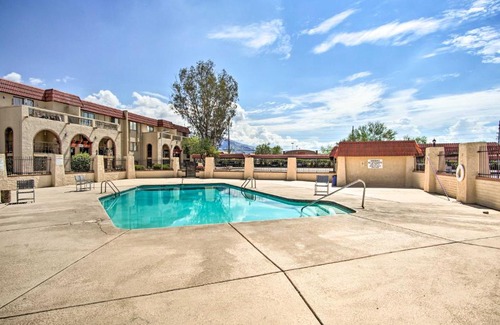 Casas Adobes Apartment | Bright Tucson Apartment about 7 Mi to Dtwn and UA!