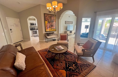 Las Ventanas House | Bright Tucson home near golf & hiking with pool & spa - 30-night stay min.