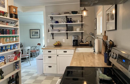Peaks Island House | Bright, updated century old cottage two blocks from the ocean