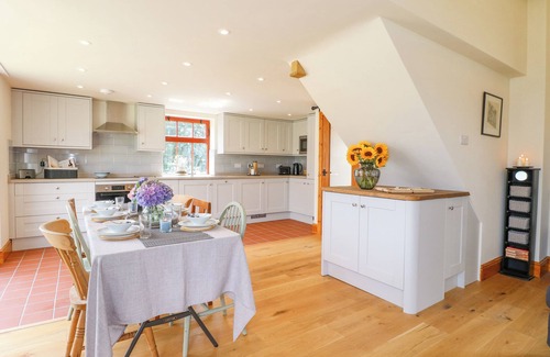 Birchover Cottage | BRIGHTSIDE, family friendly, character holiday cottage in Birchover