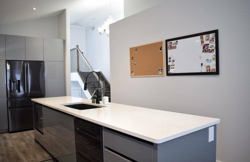 Fort McMurray House | Brilliance on Biggs