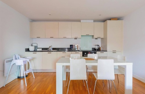 Chaucer Apartment | Brilliantly Located 1BD Flat with Balcony, Borough