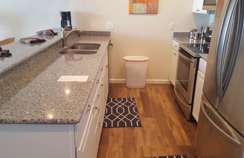 Osage Beach Condo | Bring swimsuits! Free10x30 boatslip! Beautiful Lake of the Ozarks