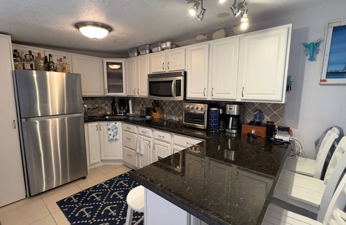 Layton Cottage | BRING YOUR BOAT! Perfect Florida Keys Family Getaway with Activities Galore!