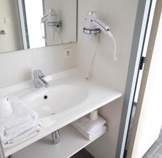 Saint-Lo Hotel | Brit Hotel Confort Saint-Lô