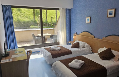 Chaudes-Aigues Hotel | Brit Hotel du Ban