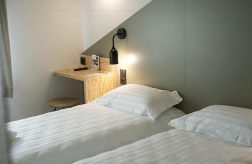 Aubiere Hotel | Brit Hotel Essentiel Arverne - Clermont-Ferrand Sud
