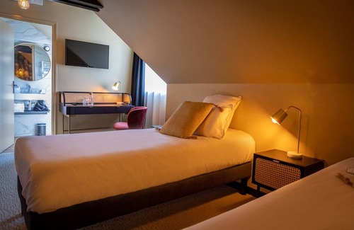 Sainte-Anne-d'Auray Hotel | Brit Hotel Kara Sainte-Anne-d'Auray