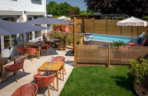 Sainte-Anne-d'Auray Hotel | Brit Hotel Kara Sainte Anne d'Auray
