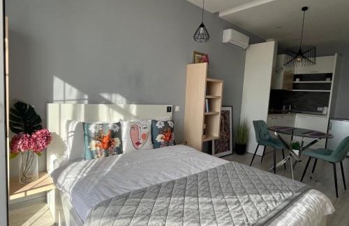 Holosiivskyj Apartment | British Quarter Studios