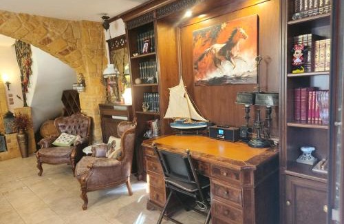 Panorama Apartment | British Wood 'n Stone House