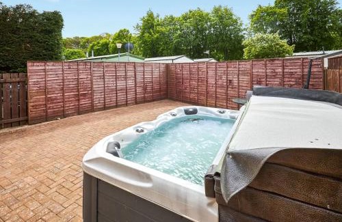 Eastgate House | Britton Hall Bungalow
