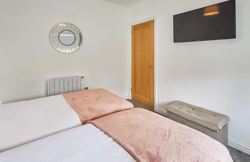 Eastgate House | Britton Hall Bungalow