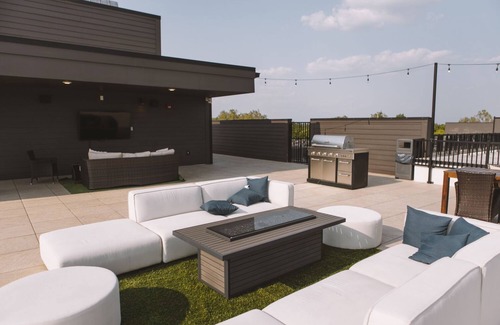 Indianapolis Condo | Broad Ripple 1BR w/Free Parking and Stunning View