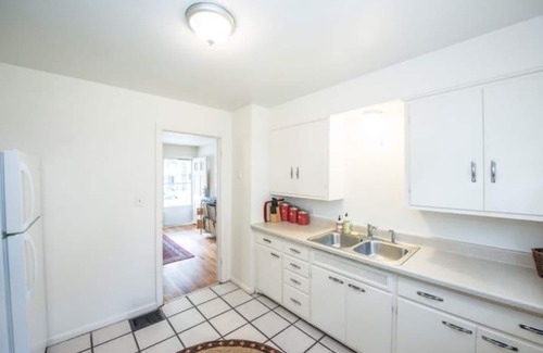 Indianapolis House | Broad Ripple International House