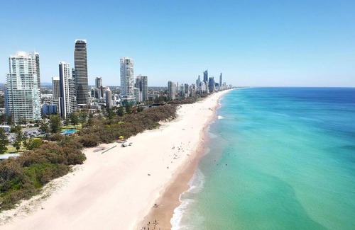 Broadbeach Apartment | Broadbeach Exclusive - Sky High Luxury at Oracle
