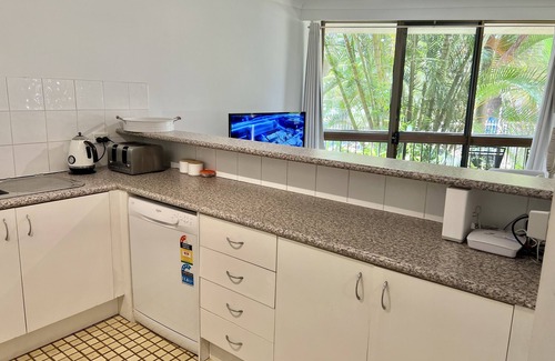 Broadbeach Apartment | Broadbeach Hub right in the heart of Broadbeach