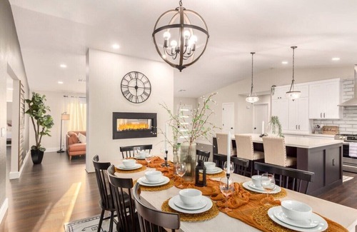 Broadway Palms House | Broadway Palms|Private Pool|Chef Kitchen|Office