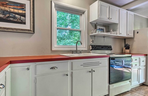 Brogue Cabin | Brogue Outdoor Retreat < 3 Mi to Boat Ramp!