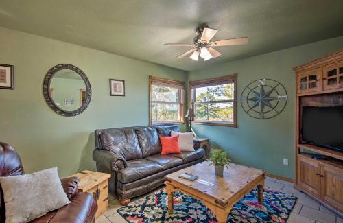 Broken Bow House | Broken Bow Cottage with Deck, Hot Tub and Fire Pit!