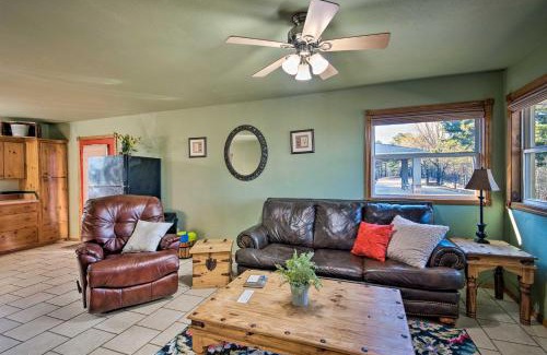 Broken Bow House | Broken Bow Cottage with Deck, Hot Tub and Fire Pit!