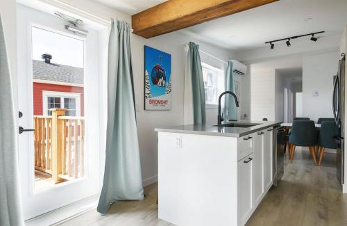 Bromont House | Bromont Lodge 837 shefford suite 200