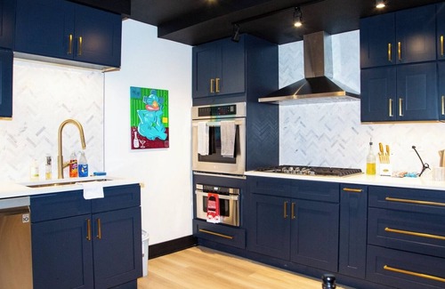 Bronzeville Condo | Bronzeville Bungalow, Gated Private-entrance, Minutes to South Loop & Hyde Park