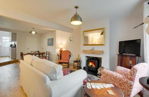 Dersingham House | Brook Cottage