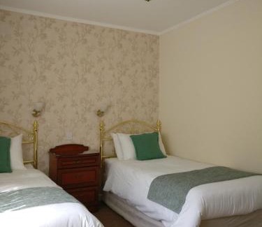 Achachork House | Brook Cottage