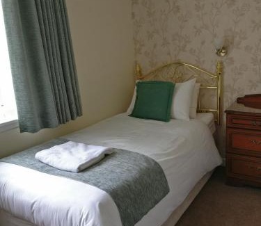 Achachork House | Brook Cottage