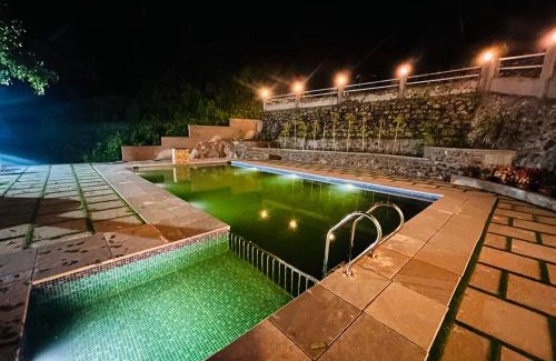 Lakkidi Resort | Brooke hills 2 BHK villa falls view