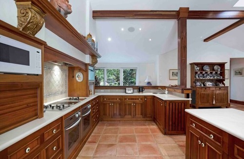 Upper Brookfield House | Brookfield Country House, Pool, 7 bedrooms