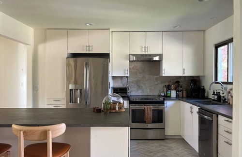 Brookhaven House | Brookhaven retreat! Family sized, close to waterfront and the perfect escape.