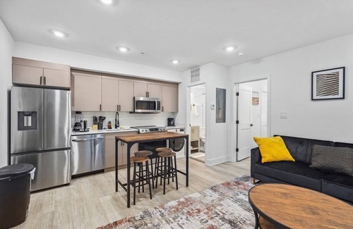 Brookland Bed & Breakfast | Brookland Unit : Close to Coffee | Shops