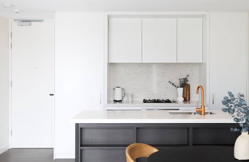 The Hill Apartment | Brooklyn - stylish inner-city sanctuary in Newcastle NSW