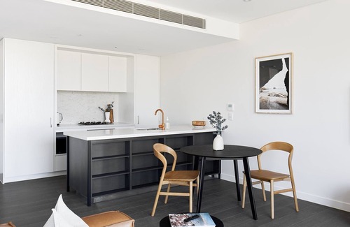 The Hill Apartment | Brooklyn - stylish inner-city sanctuary in Newcastle NSW