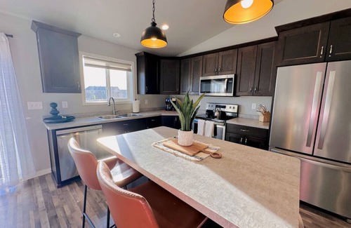 West Fargo House | Brooks Harbor Bi-Level