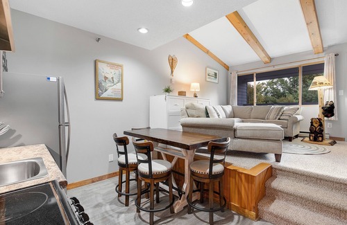 Sunday River Area Condo | Brookside II B-303- Slopeside Ski in Ski Out Condo