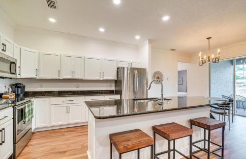 Brooksville House | Brooksville Home about 12 Mi to Cabot Citrus Farms