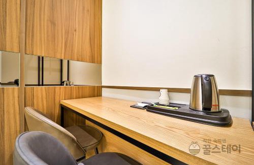 Guun-dong Hotel | Brown Dot Hotel Guun