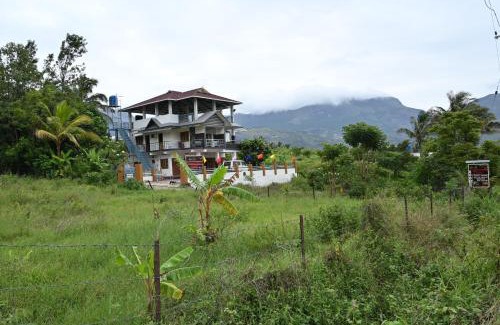 Kanthalloor House | Brownstones Resort