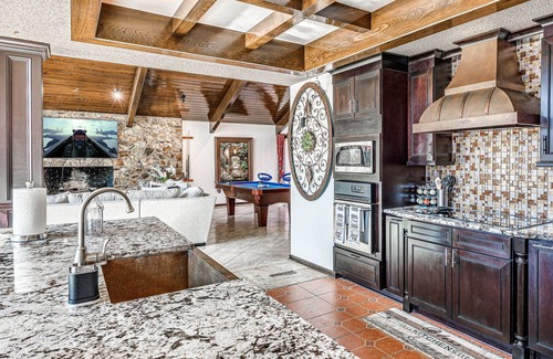 Central Oklahoma City House | Brownsville- Indoor Heated pool, Tennis court, luxury mansion by Lake Overholser