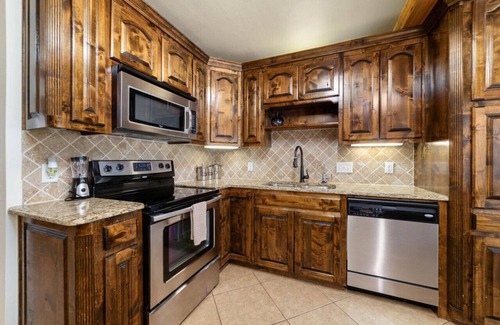 Brownwood House | Brownwood - All 3 Units · Lakeside Dwellings