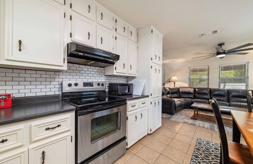 Brownwood Cabin | Brownwood Cabin · Cozy Cabin on the Cove.