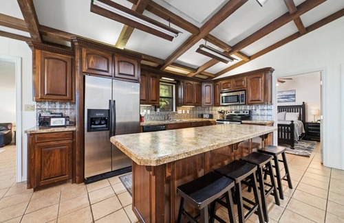 Brownwood House | Brownwood Lakehouse · Lakehouse in Cason Cove