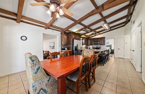 Brownwood House | Brownwood Lakehouse · Lakehouse in Cason Cove